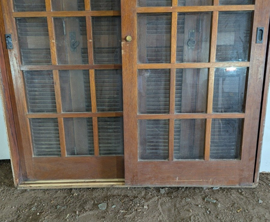 Puerta de madera con ventana y marco en cerejeira - imagen 6