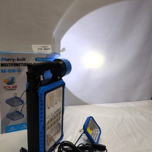 Foco LED Multifunción Recargable Solar y Corriente con Linterna y Panel Independiente - imagen 4