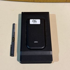 Afeitadora Eléctrica Braun Portátil con Estuche Rígido y Accesorios - imagen 1