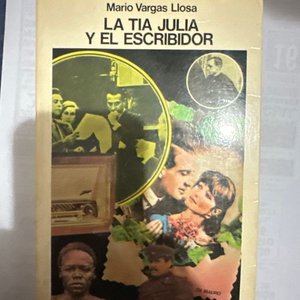 Lote anterior: Libro "La tía Julia y el escribidor" de Mario Vargas Llosa