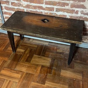 Mesa Ratona Rectangular de Madera Oscura con Detalle Diamantado - imagen 2