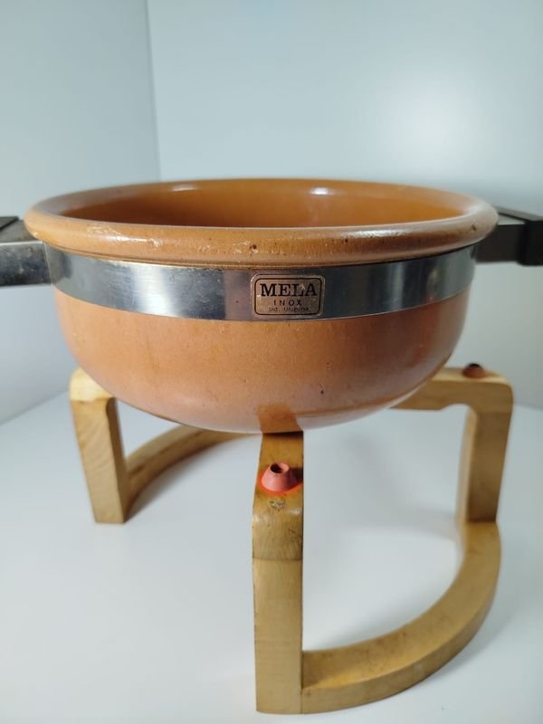 Olla de cerámica o barro con soporte de madera y asas en acero y plástico duro - imagen 2