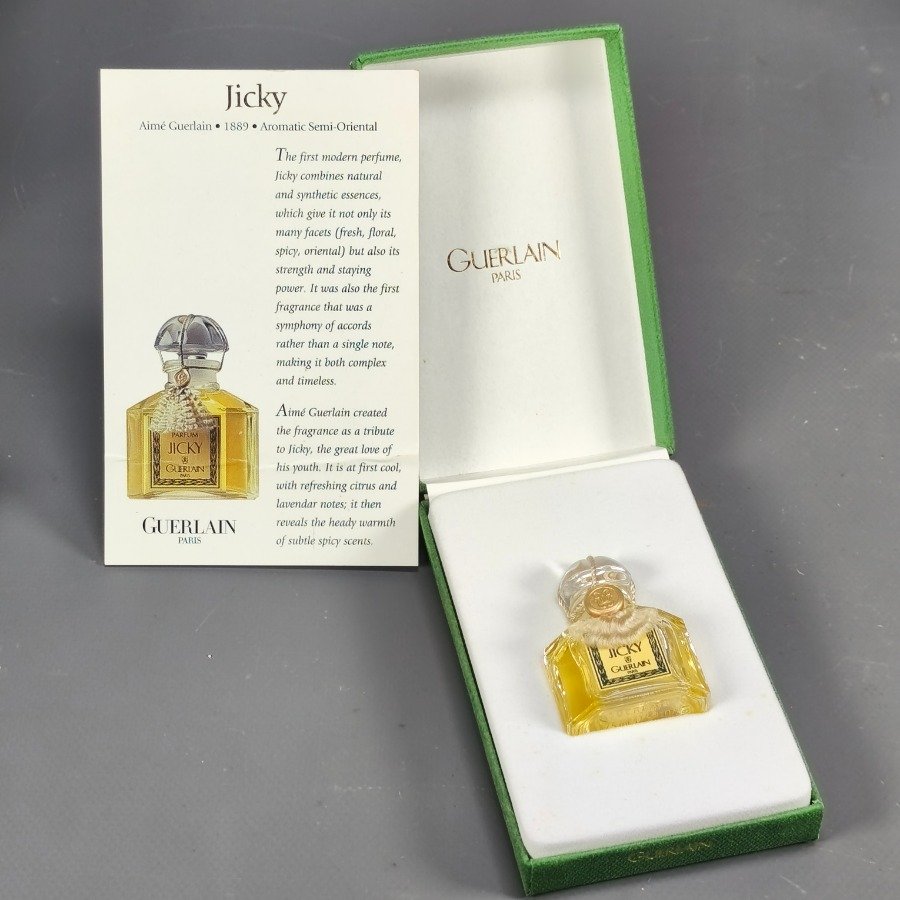 Colección de Perfumes y Accesorios de Lujo - imagen 8