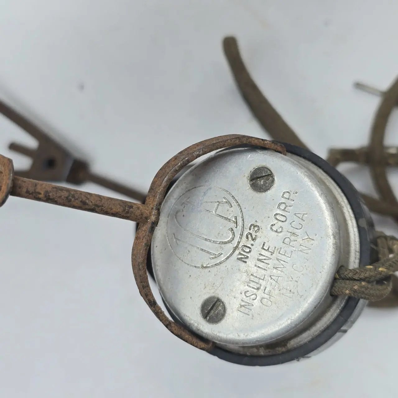 Item lote-07-auriculares-en-carbon - Image 1