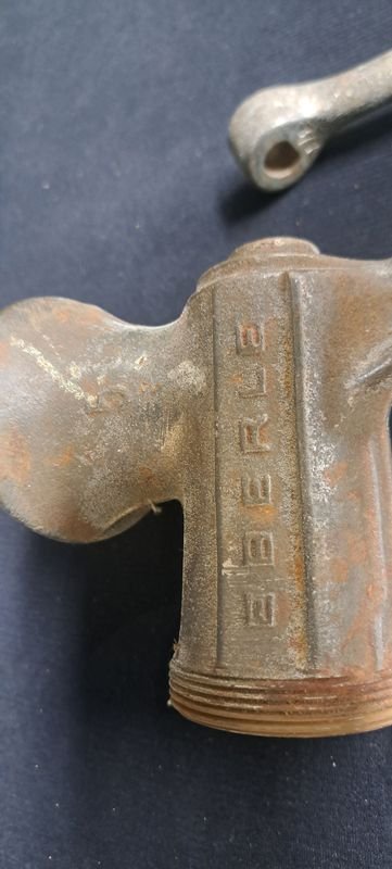Maquina de picar carne Eberle en buen estado - imagen 1