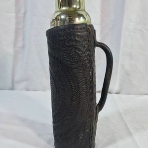 Lote anterior: Termo de Vidrio con Forro de Cuero Grabado