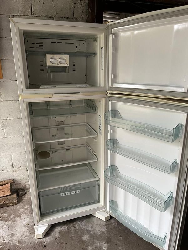 Refrigeradores Whirlpool y Panavox en venta - imagen 10