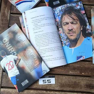 Cinco Libro  «Yo Vi Jugar al Chino» de Alejandro Luzardo y Fermín Solana - imagen 4