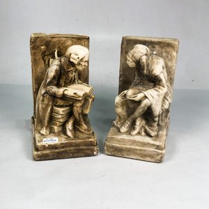 Par de Apoya Libros de Yeso con Figuras Antiguas - imagen 1