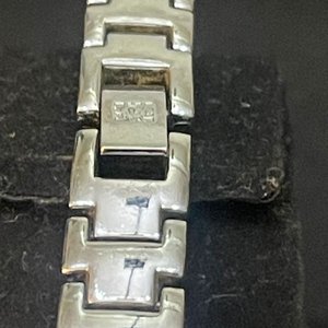 Reloj Anne Klein Grand Crystal Collection con Bisel Engastado - imagen 5