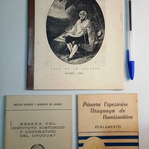 Lote anterior: Lote de 3 publicaciones uruguayas: Artigas, Instituto Histórico y Geográfico, Numismática
