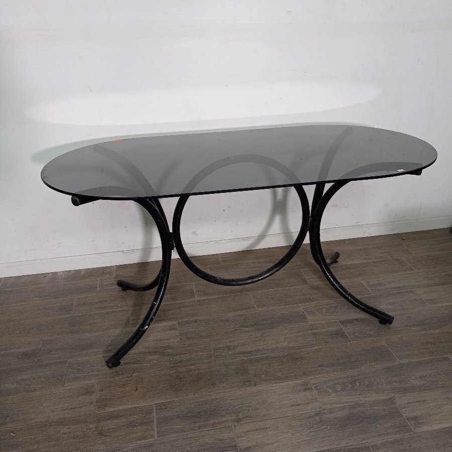 Mesa Oval de Vidrio con Base de Hierro