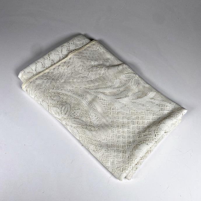 Mantel de Encaje Blanco Vintage 1.55 x 1.85 mts