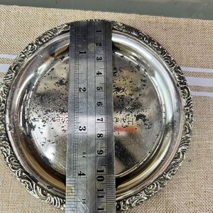 Lote de 5 Ceniceros y Bandejas Antiguas de Metal - imagen 4