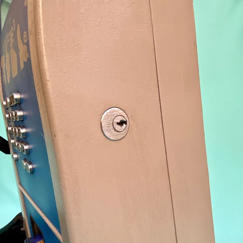 Item 896857 - Image 3