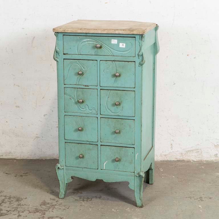 Cajonero Art Nouveau con 9 Cajones y Tapa de Mármol
