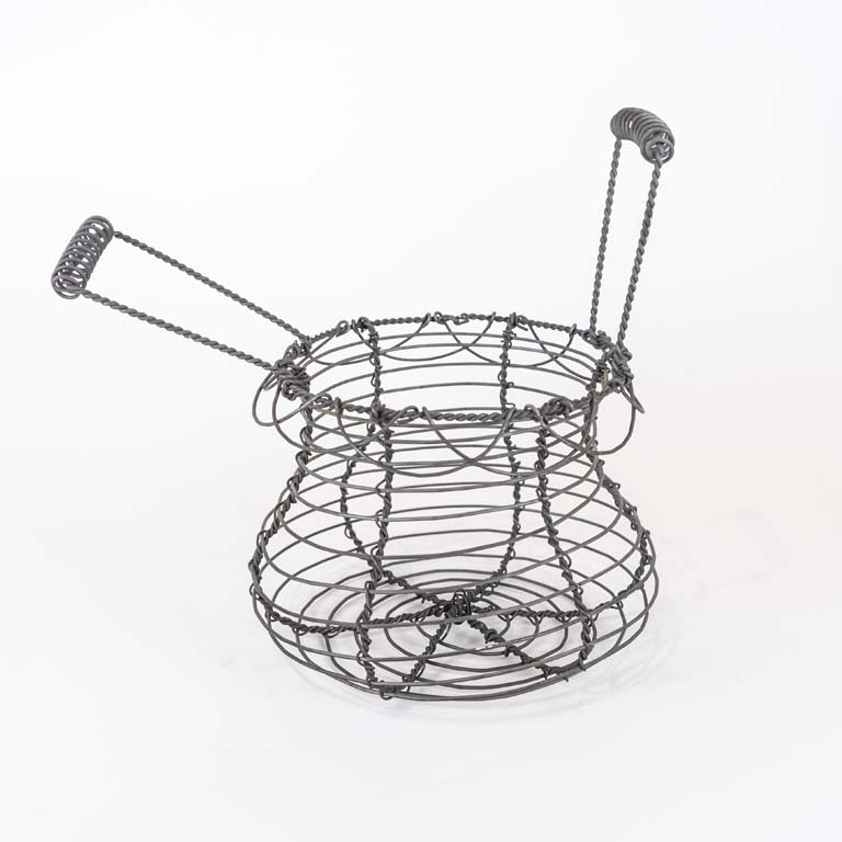 Huevera de alambre  - Medidas: 19cm 