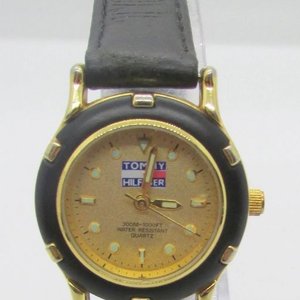 Reloj Tommy Hilfiger 1238 Gold & Black Dress-Diver 300M Cuarzo Vintage - imagen 9