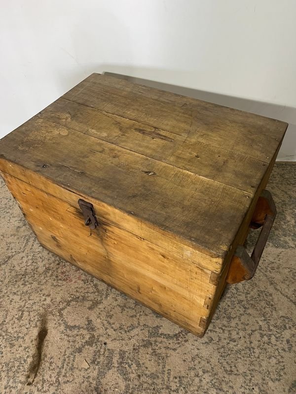 Item 850944 - Image 2