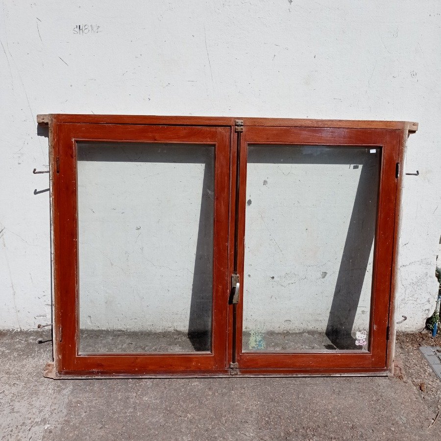 Item 16779 - Image 1