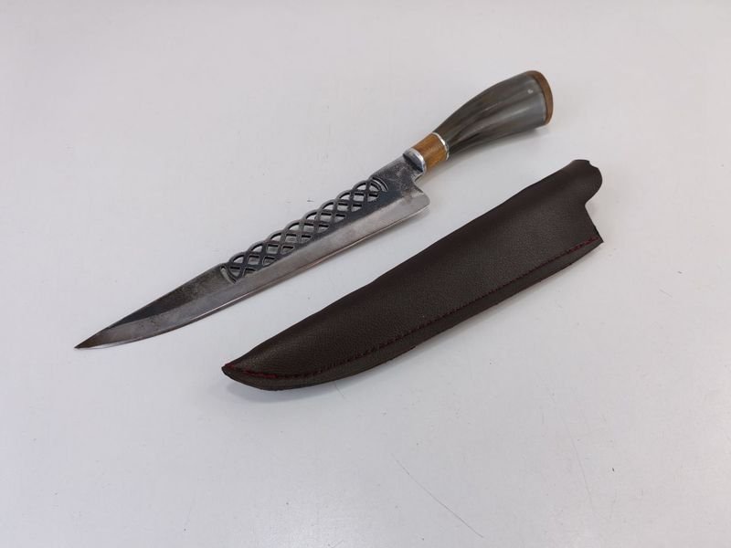Cuchillo Crillo Excelente Acero de 35,5cm con Hoja de 23cm