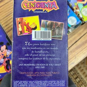 Lote de 4 VHS Clásicos Disney: Te Quiero Mickey, Cenicienta, Peter Pan y Blanca Nieves - imagen 5