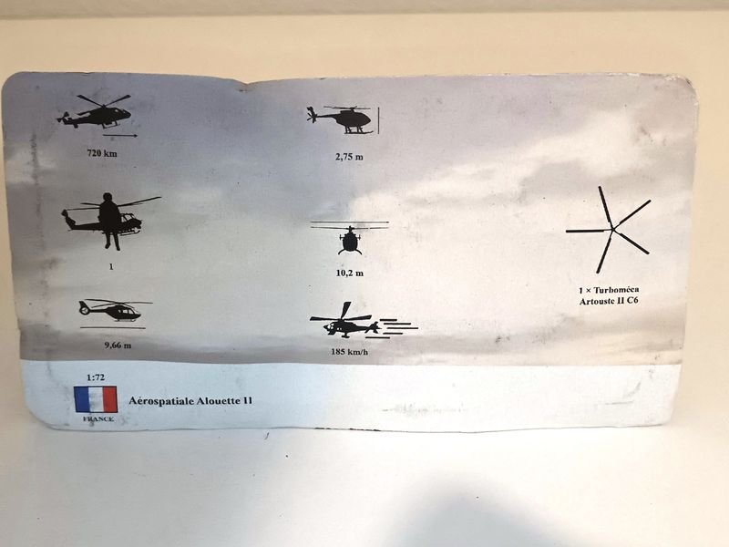 Modelo de Helicóptero Aerospatiale Alouettr 11 en escala 1:72 - imagen 3