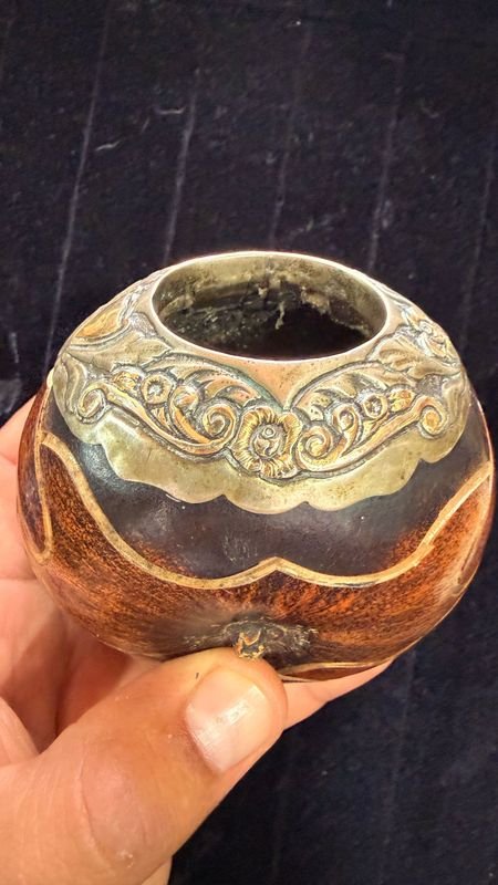 Mate Galleta Virola Plata y Oro - Vaso de plata y oro con diseño decorativo - imagen 6