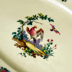 Fuente de porcelana Limoges ,decorada aves y flores 42 x 22 cm - imagen 3