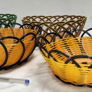 Lote de 6 Paneras Plásticas Surtidas Nuevas - imagen 4