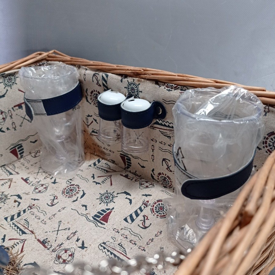 Maleta de mimbre para camping con accesorios - imagen 5