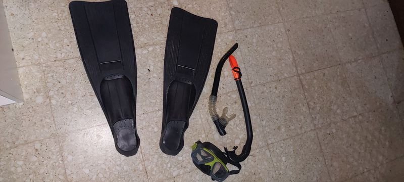 Aparatos de snorkel y flippers para natación - imagen 2