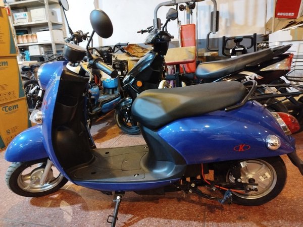 Moto Eléctrica Retro Azul 800W - imagen 1