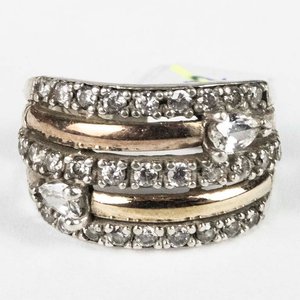 Lote siguiente: Anillo de Plata y Oro con Circonias