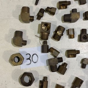 Lote de 40 Piezas de Conexiones de Bronce para Tuberías - imagen 2