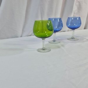 4 Copas de Vidrio Variadas: Verde, Azul y Dorado - imagen 2