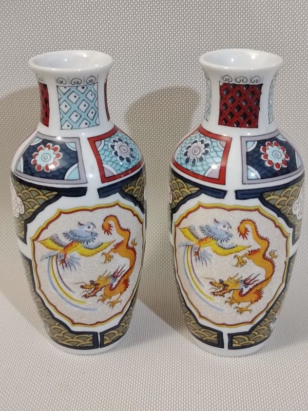 Lote de dos floreros porcelana Brasil con dragón y ave fénix - imagen 1