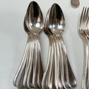 Gran Juego de Cubiertos Christofle de Metal Plateado - imagen 16