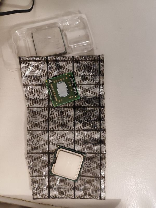 Lote siguiente: Procesadores Intel y compatibles