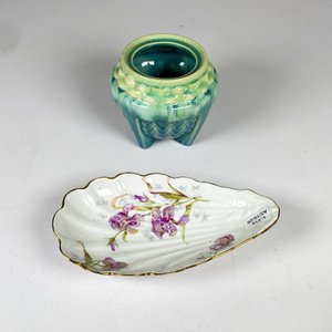 Lote anterior: Florero de cerámica y despojador porcelana Limoges