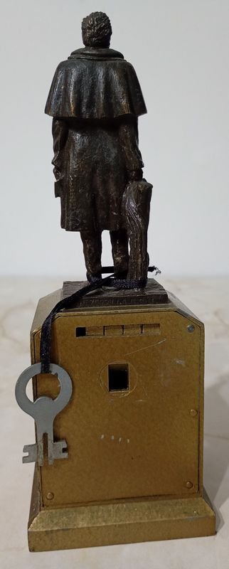 Alcancía del BROU, Homenaje al Bicentenario de José Artigas. Con llave (no se probó) - imagen 3