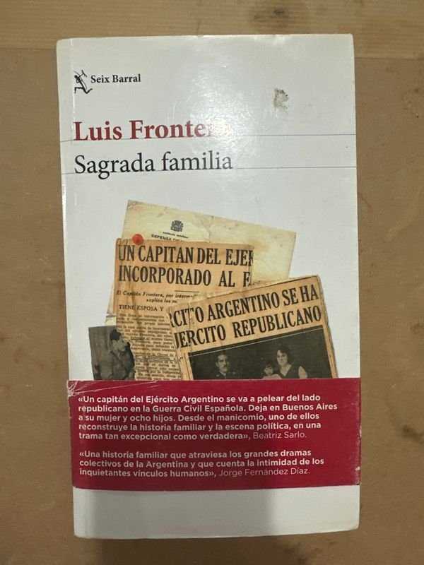 Libro "Sagrada Familia" de Luis Frontera