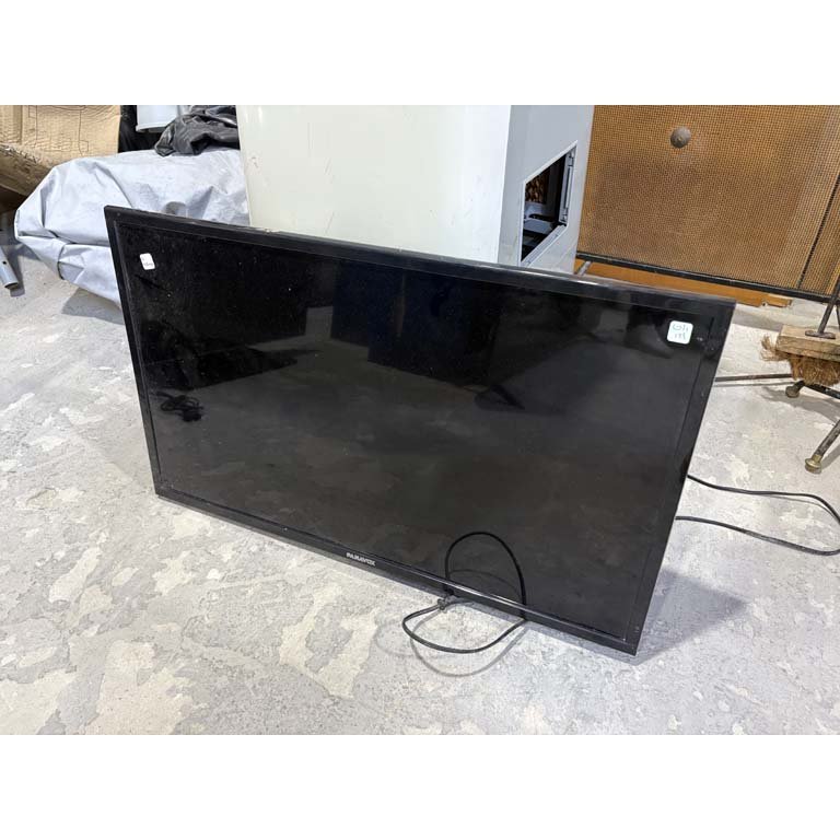 Lote siguiente: TV Panavox 32" en venta, estado pobre