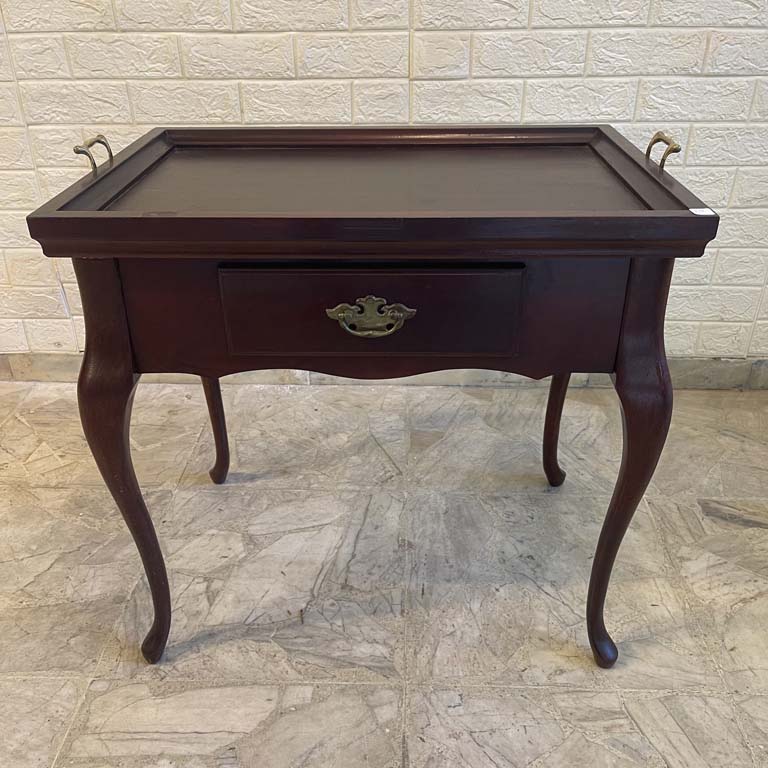 Lote anterior: Mesa bar cedro con 1 cajón y bandeja - Medidas: 64x44x60cm