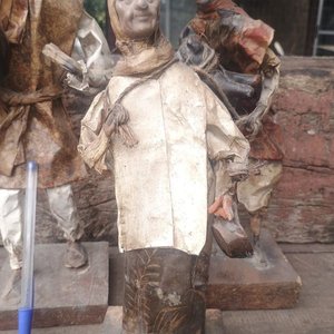 Figuras Artesanales de Papel Maché: Campesinos Vintage - imagen 2