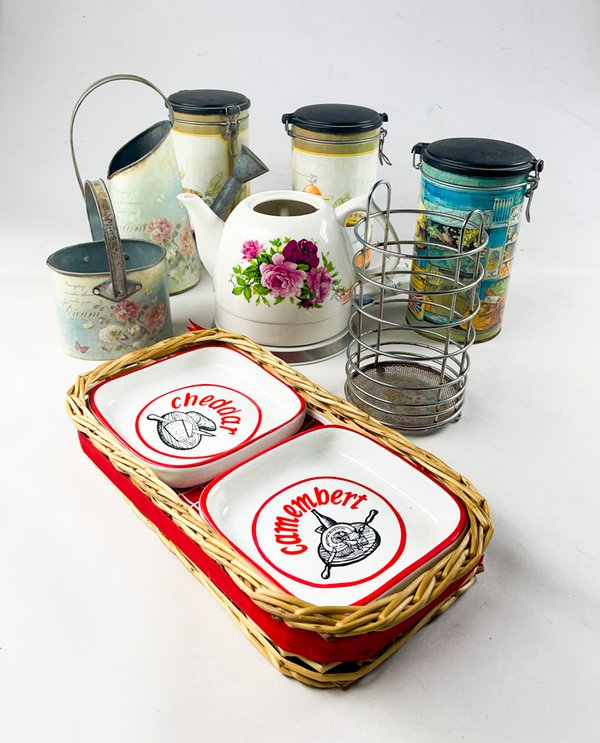 Lote siguiente: Colección de artículos de cocina vintage