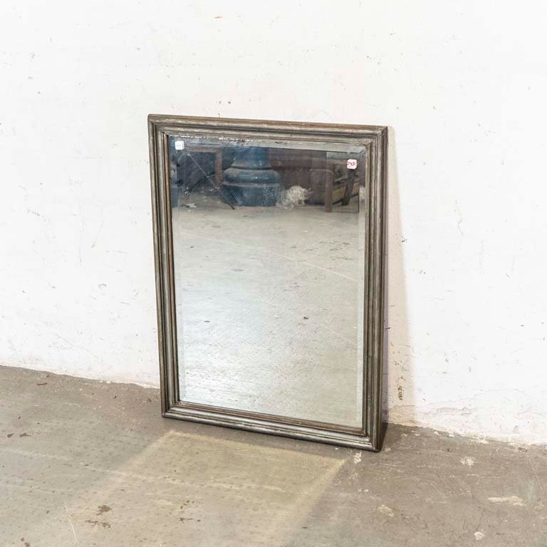 Item 2099389 - Image 0