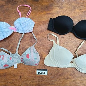 Conjunto Íntimo Femenino Terciopelo Verde y Otros Soutienes y Bombachas - imagen 5