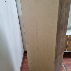 Estante Enchapado con Puertas y Tres Estantes Abiertos - imagen 4