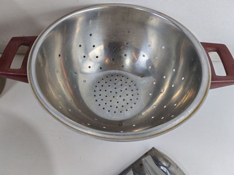 Varios Utensilios de Cocina en Metal - imagen 5
